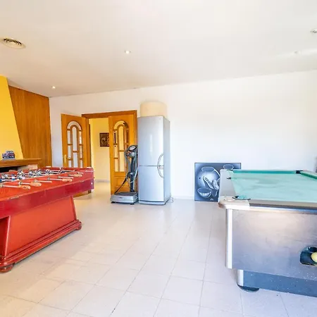 Villa Homeholidaysrentals Happy Family Santa Susanna