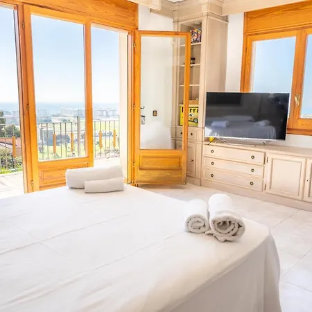 Homeholidaysrentals Happy Family Villa