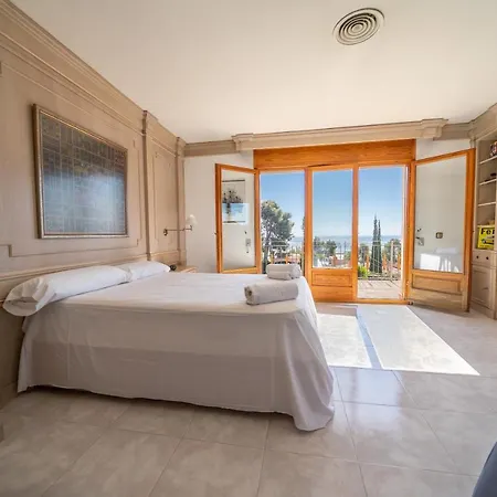 Homeholidaysrentals Happy Family Villa