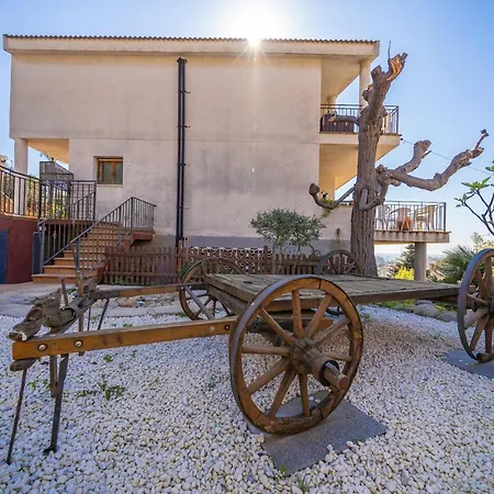 Homeholidaysrentals Happy Family Villa *