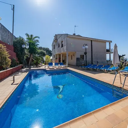 Homeholidaysrentals Happy Family Villa
